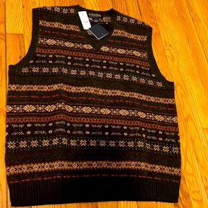 NWT Brooks Brothers Scottish lambswool sweater vest